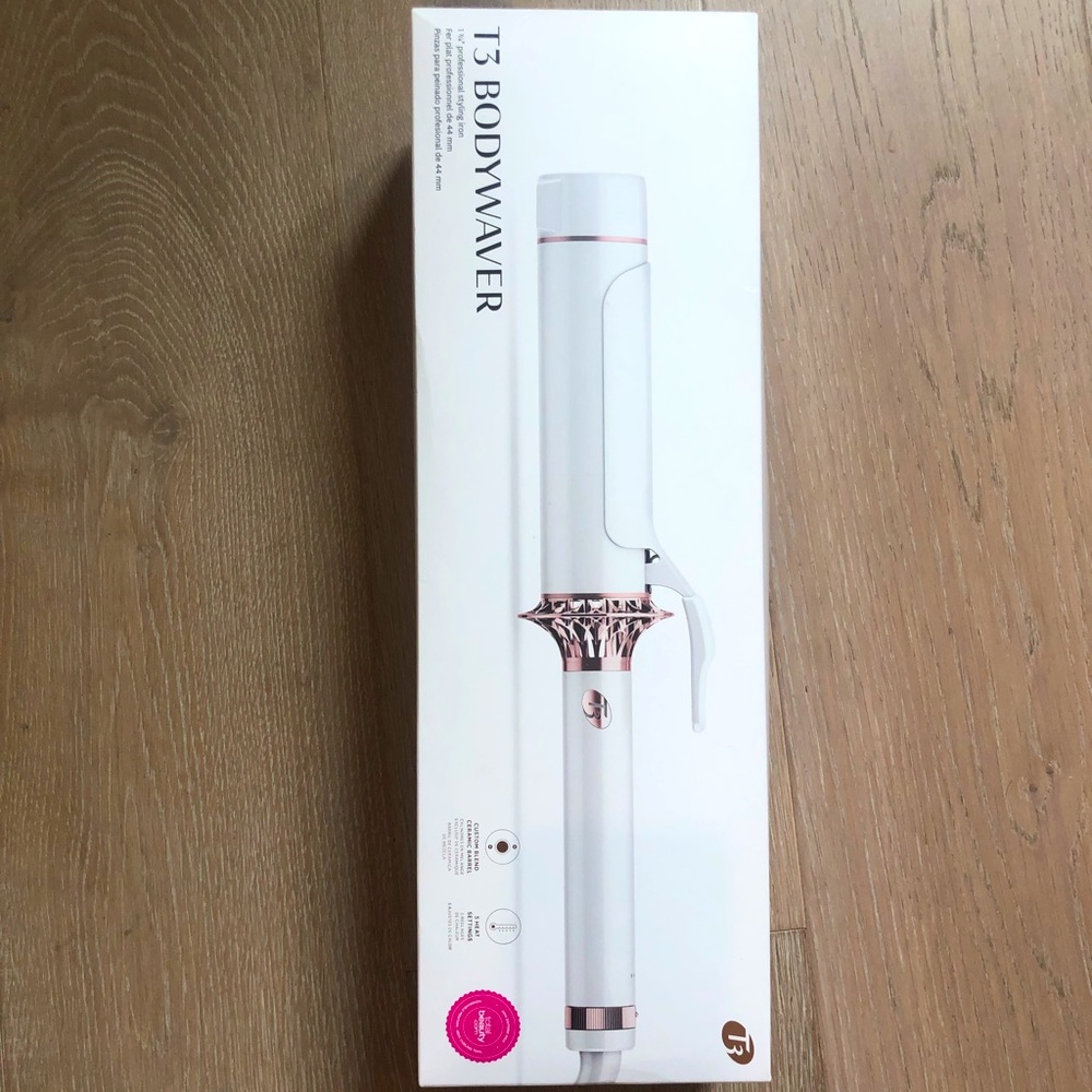 T3 BodyWaver 1.75” Professional ceramic styling iron for waves and volume.